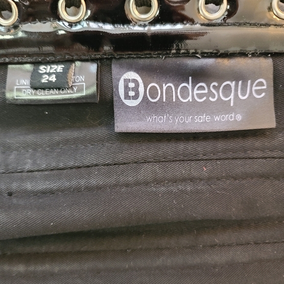 Steel Boned Patent Heavy Underbust Corset - Picture 6 of 7